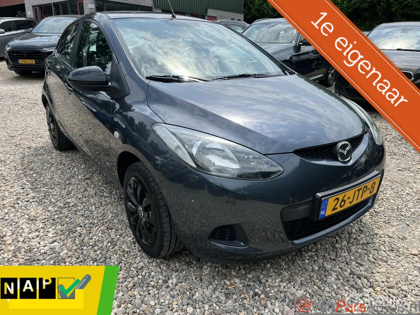Mazda 2 1.3 S,Airco,5drs,1e eigenaar! Grijs - 1