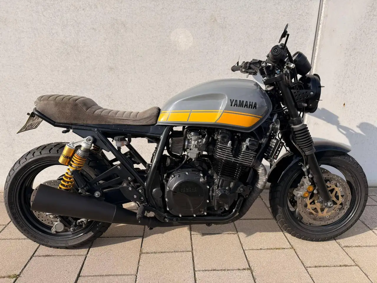 Yamaha XJR 1200