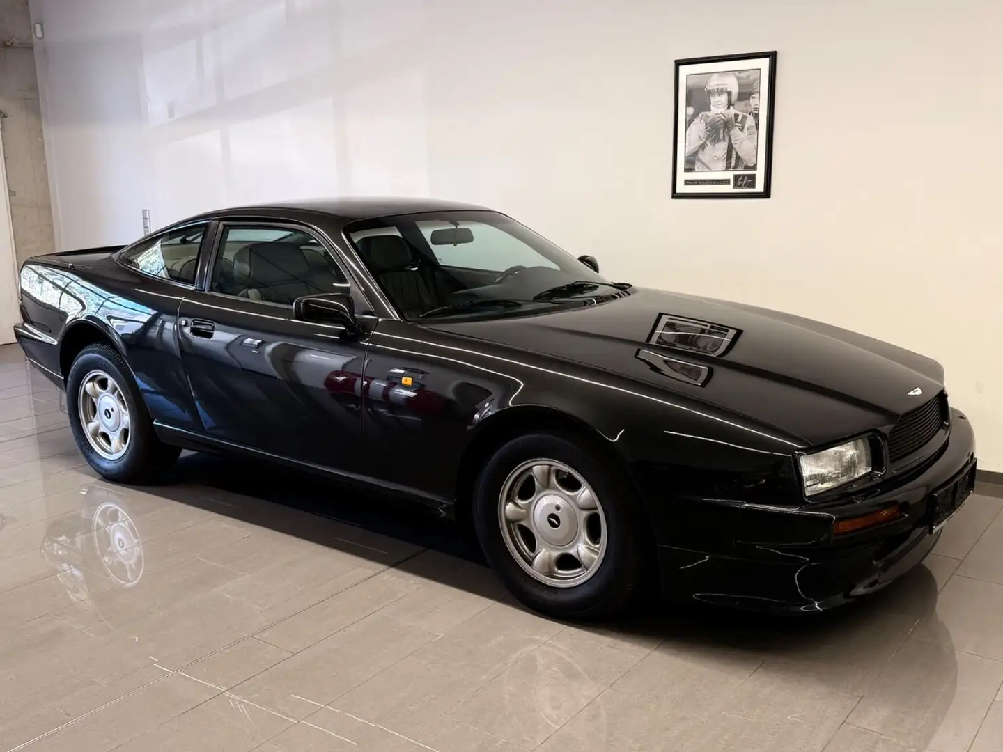 Aston Martin Virage Coupe V8 Aut. 25000km. 1 of 365 TOP Schwarz - 1