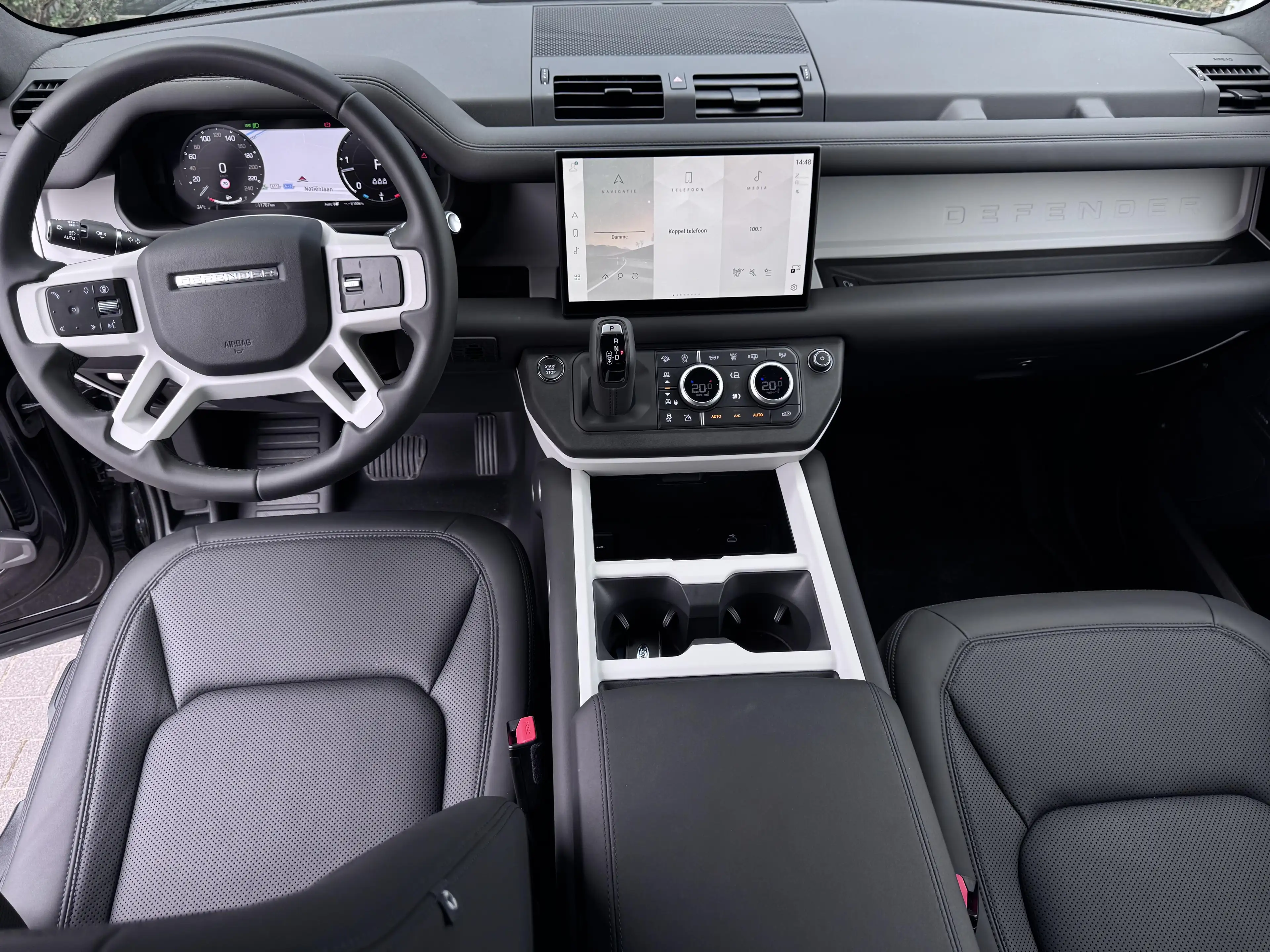 Land Rover Defender 90 3.0 D200 AUT.  LUCHTVERING | OPENDAK | FRIGO — photo 10