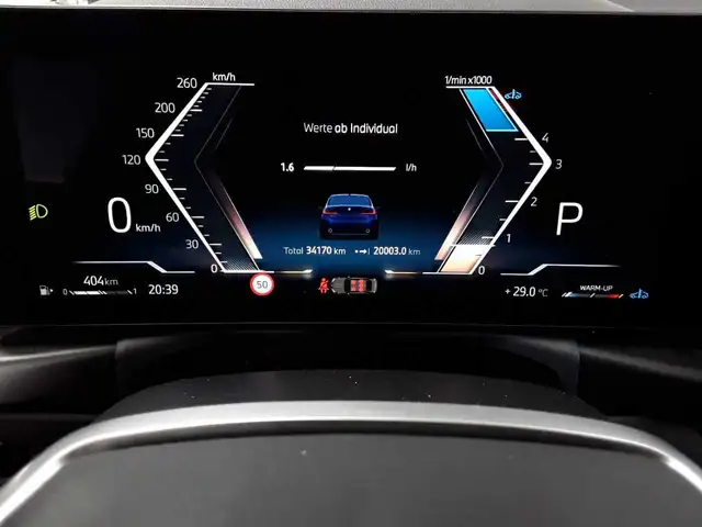 BMW 3 Series view 13