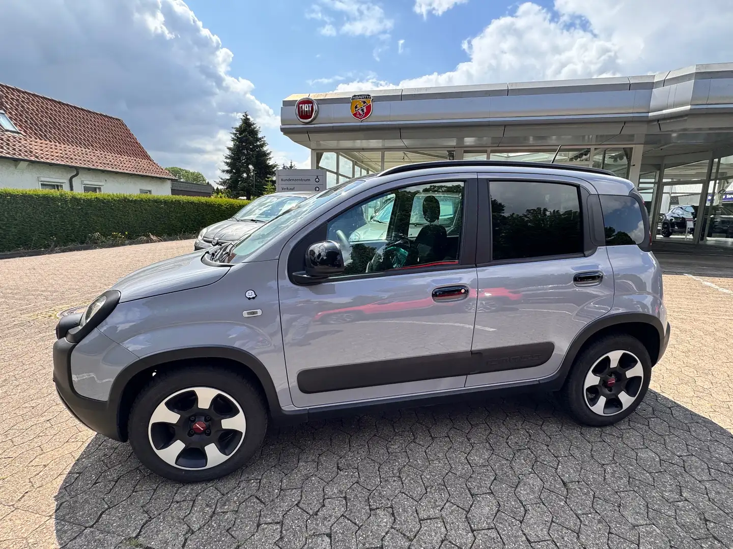 Fiat Panda 1.2 City Cross Grau - 1