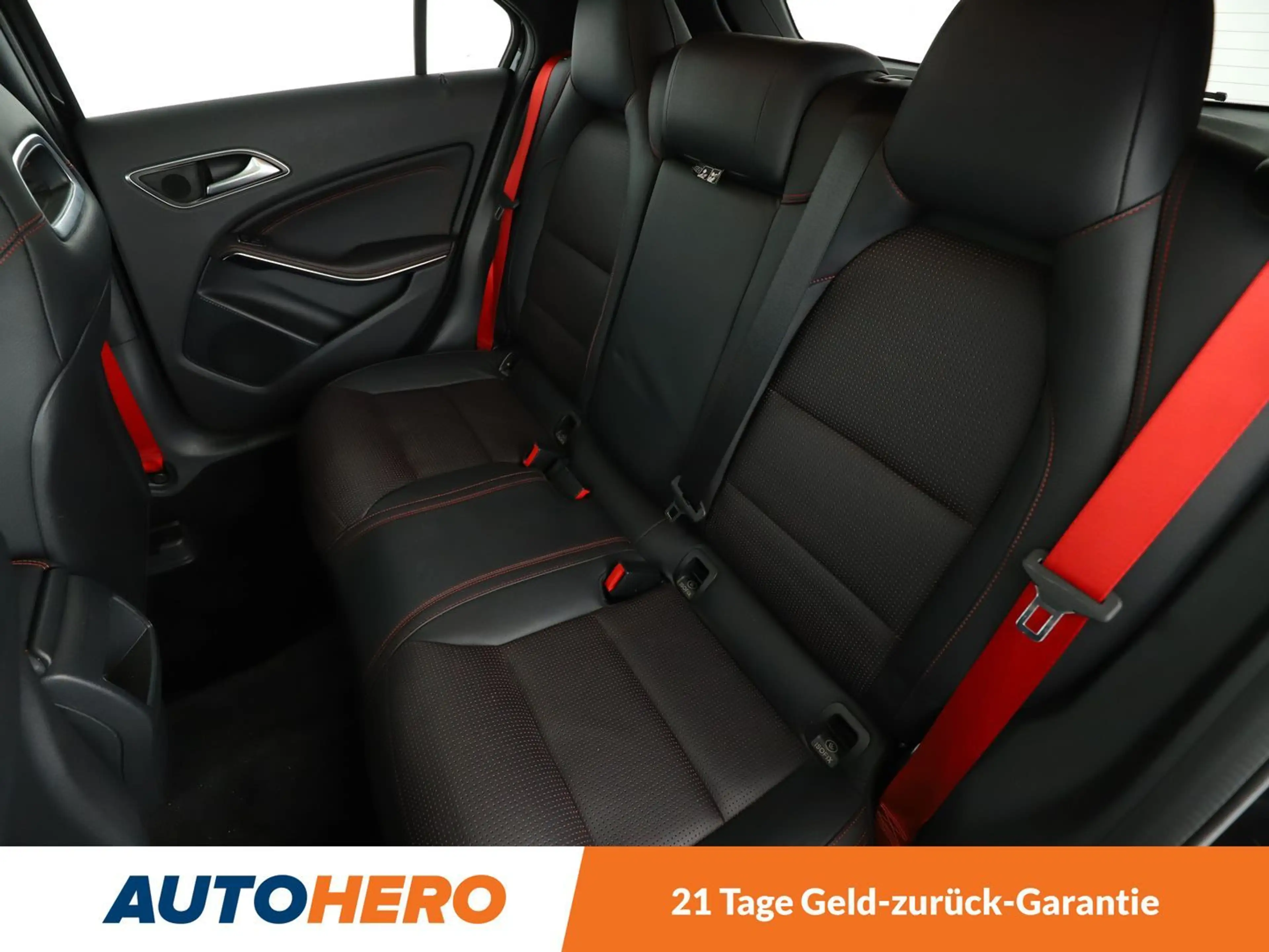 Mercedes-Benz A 45 AMG AMG 4Matic Sport Aut.*NAVI*LED*CAM* — photo 14