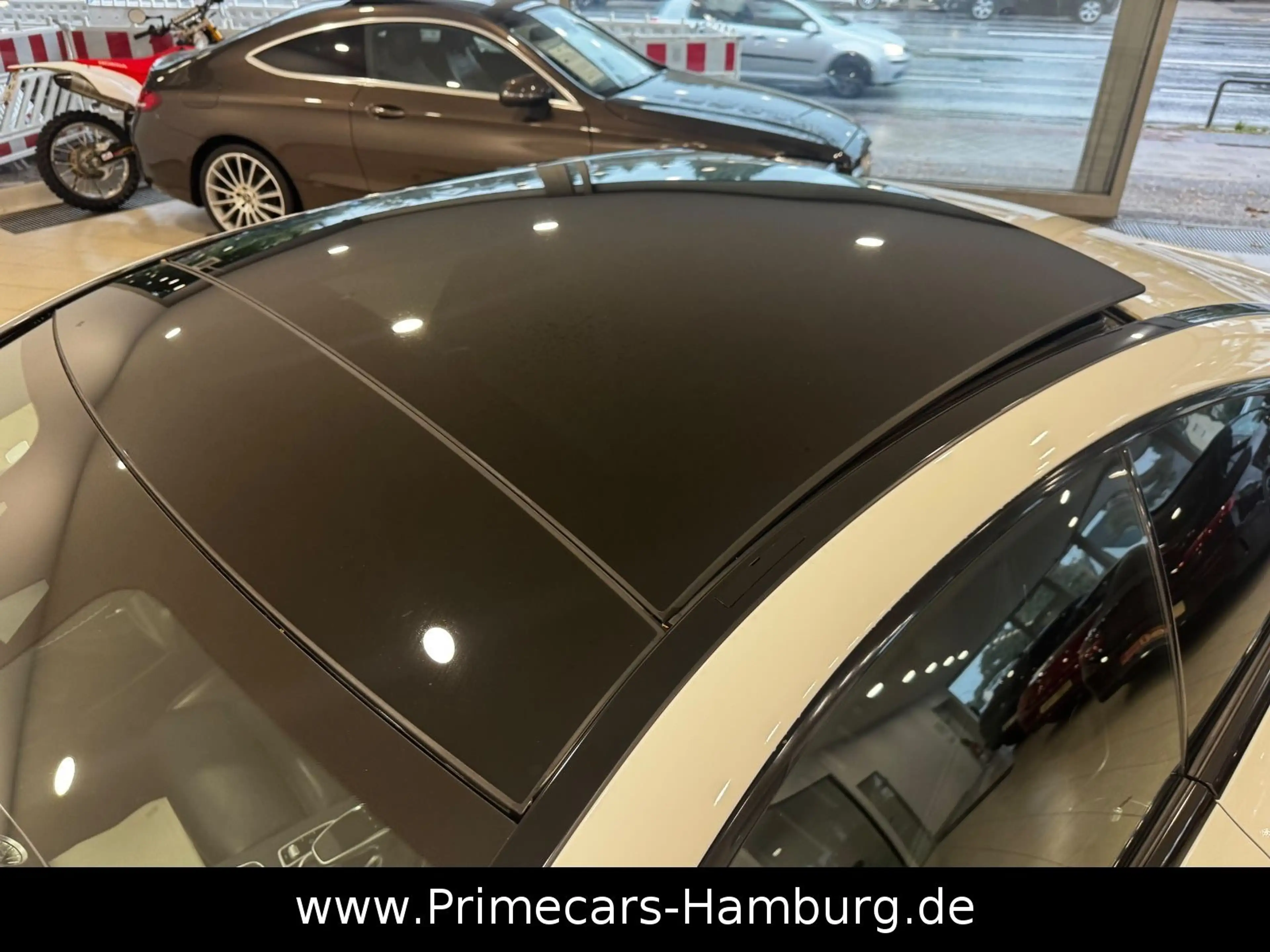 Mercedes-Benz E 220 d Coupe AMG-Line|PANO|360|BURM|HEADUP|WIDE — photo 9