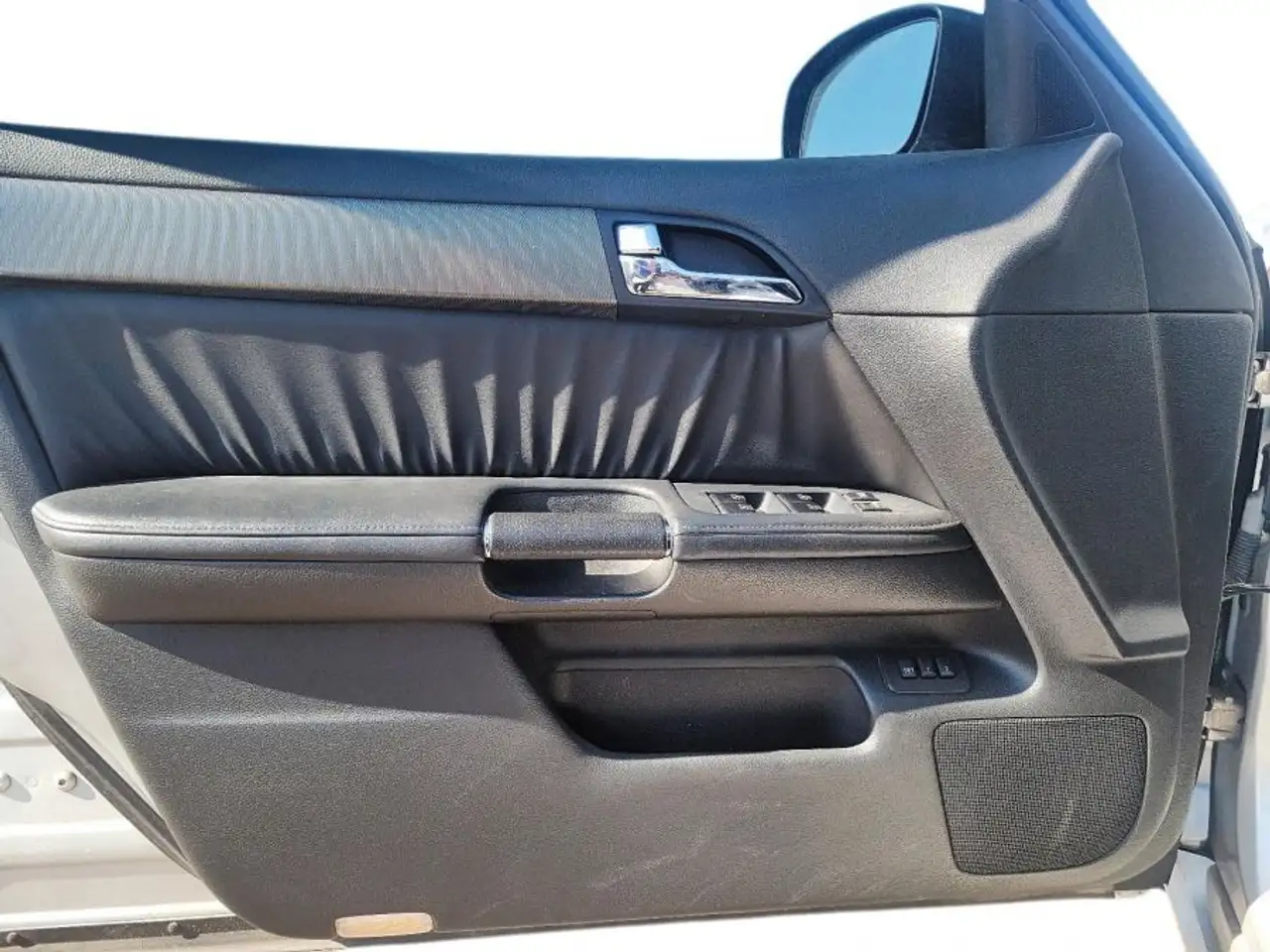 Infiniti M снимка Infiniti M