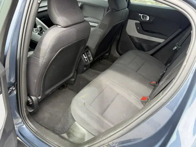 Polestar 2 2023 — photo 7