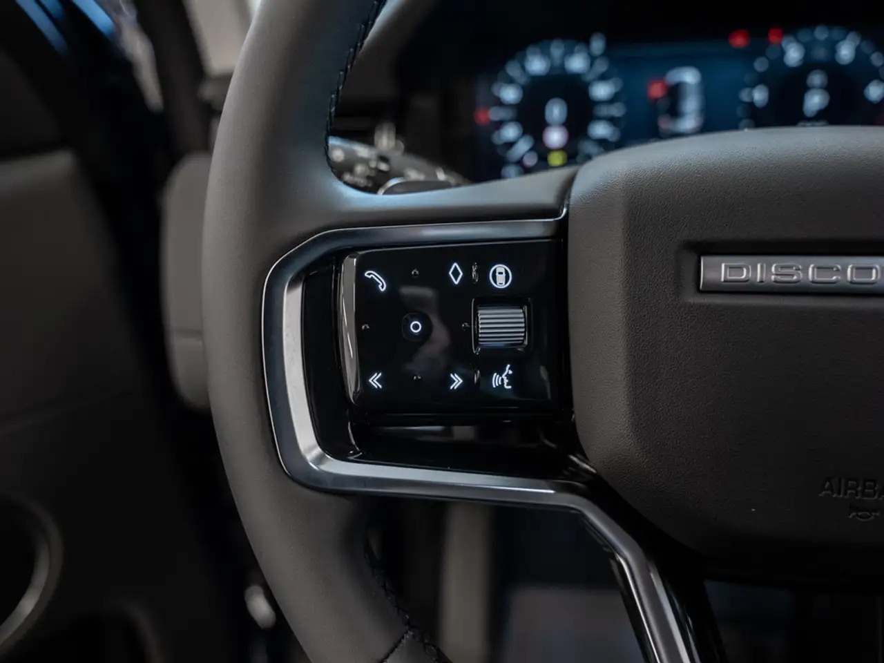 Land Rover Discovery Sport 2026 — фото 15