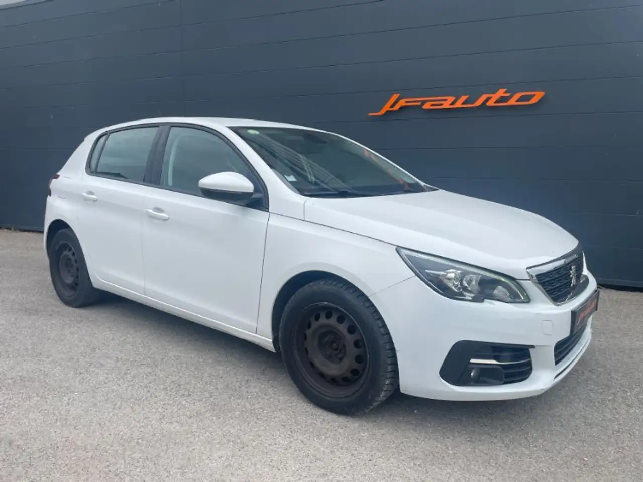 Peugeot 308 1.6 BLUE HDi 100 ch
