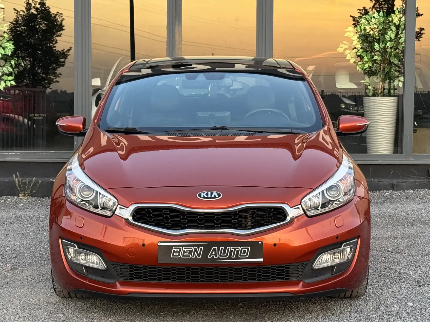 Kia Ceed / cee'd 1.6 CRDi Navi ISG /CarPlay/Caméra/Led/Facelift/ Oranje - 2