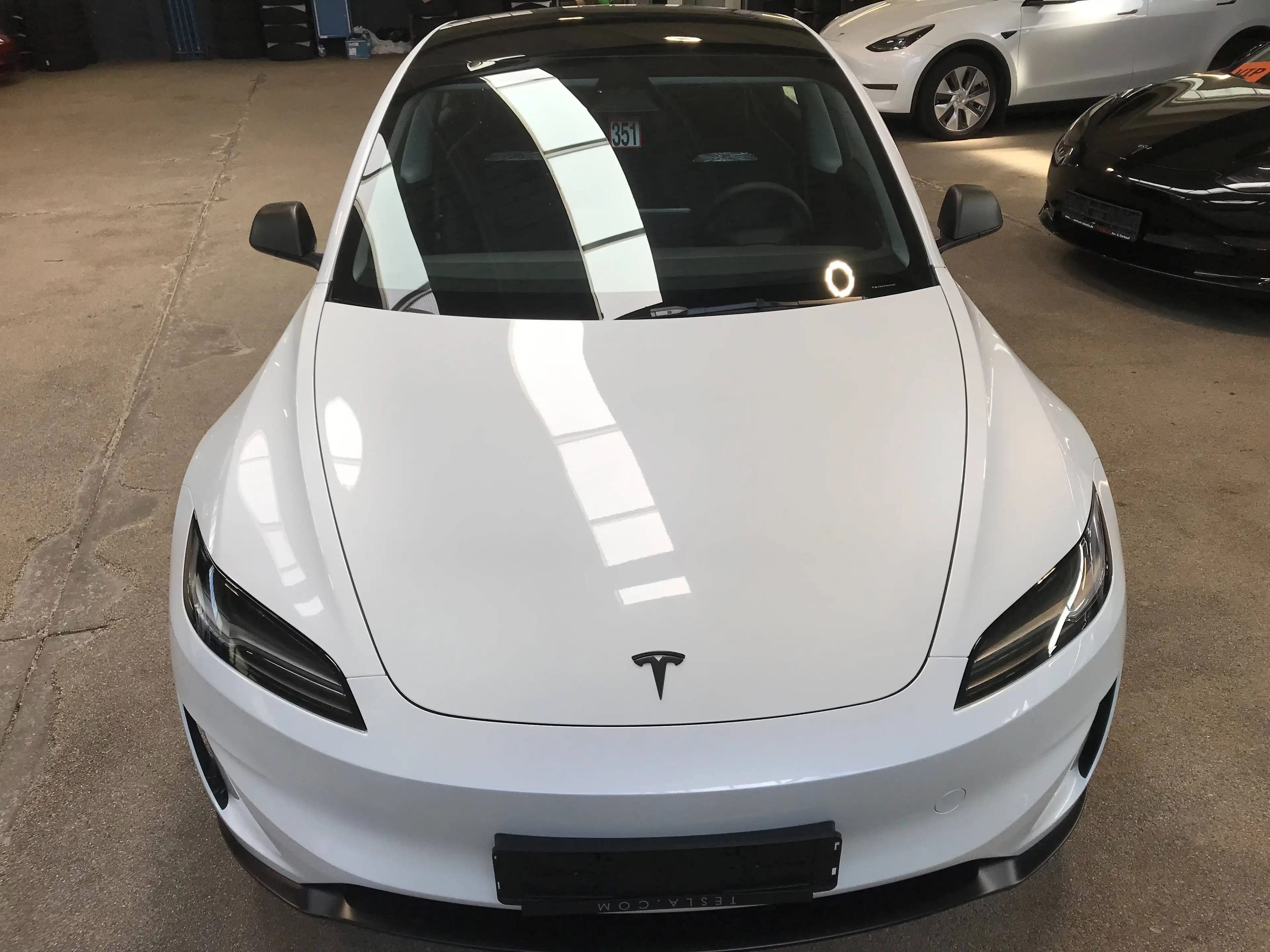 Tesla Model 3 Basis RWD — photo 15