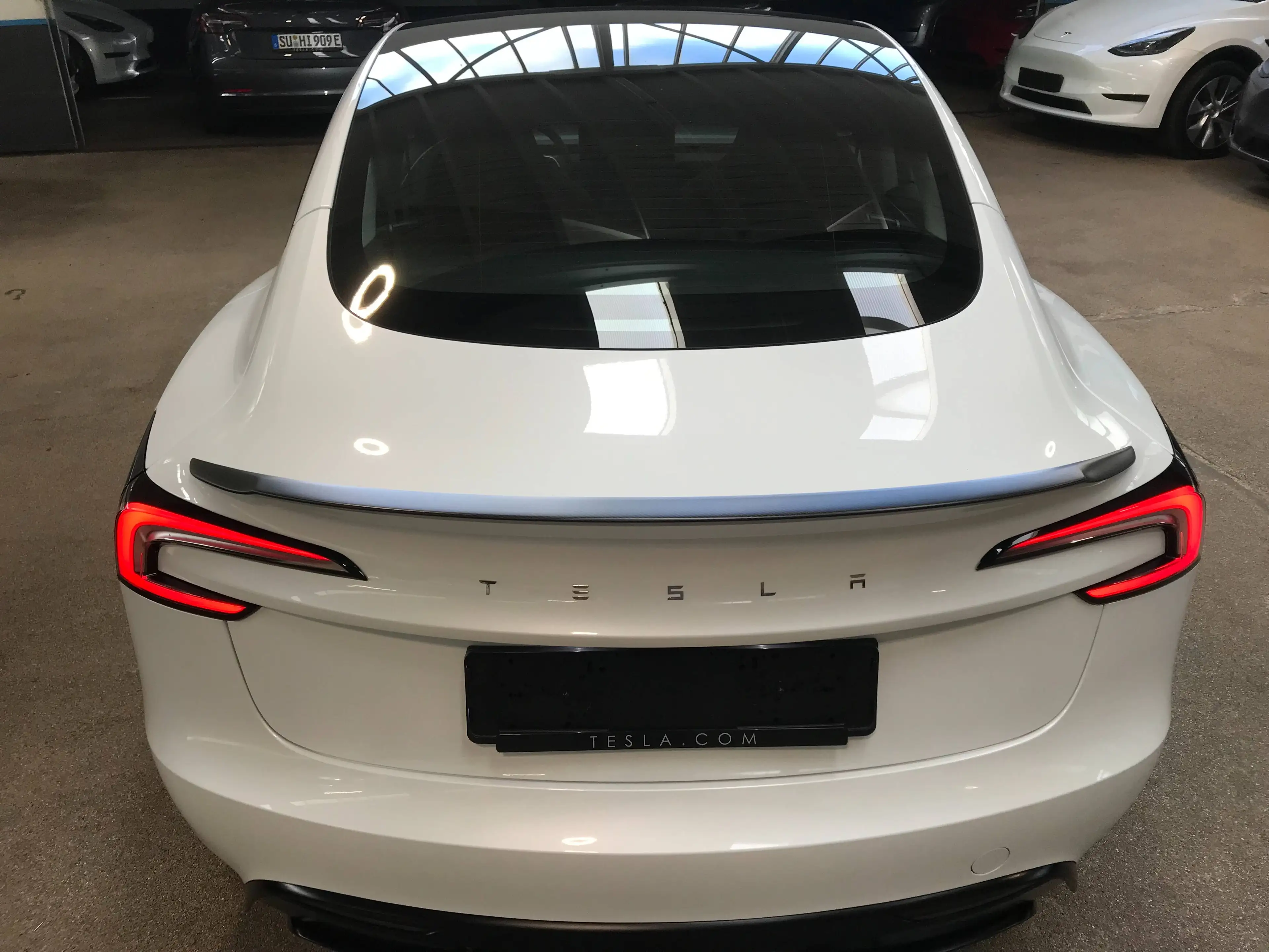 Tesla Model 3 Basis RWD — photo 7