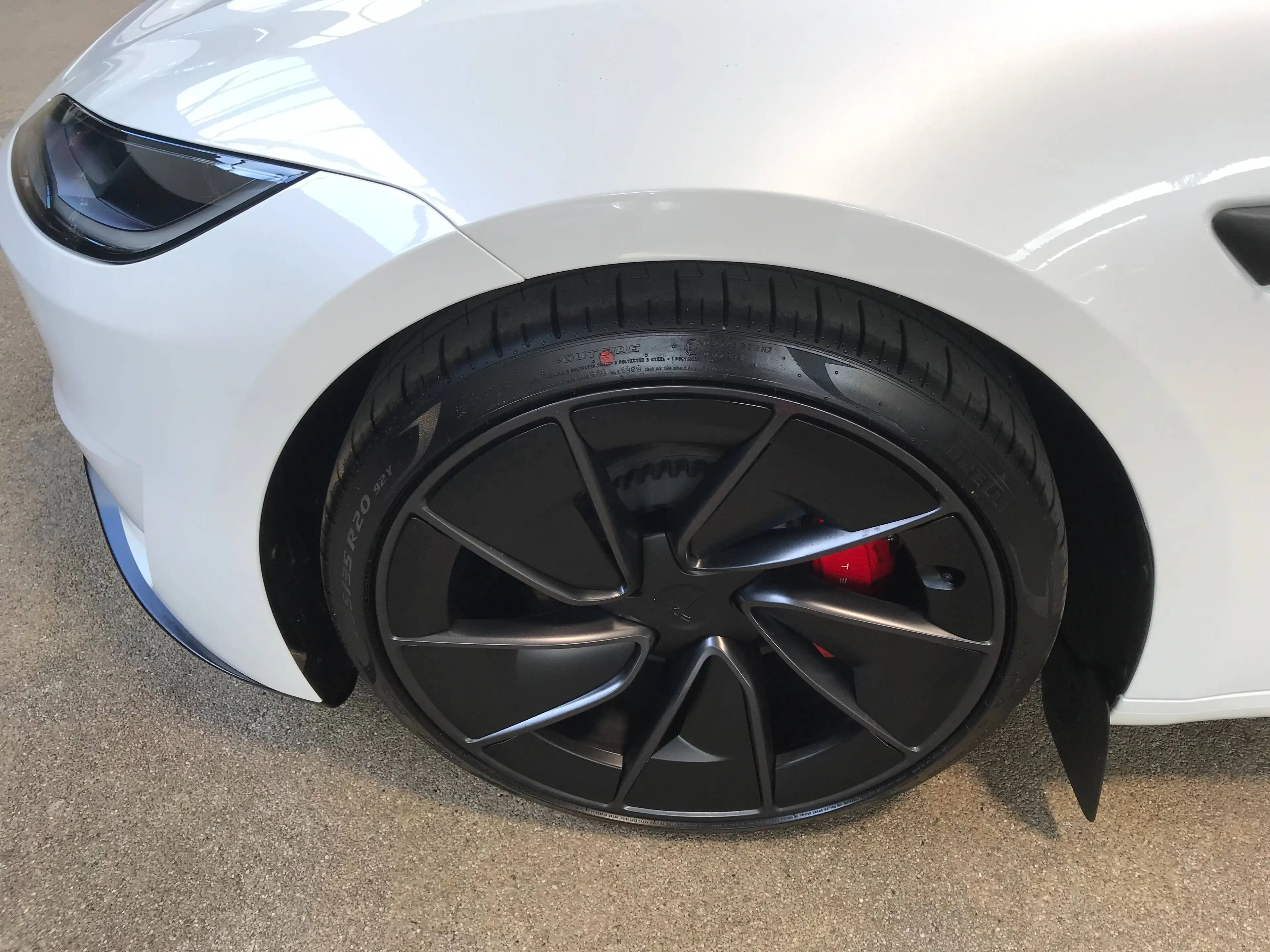 Tesla Model 3 Basis RWD — photo 12