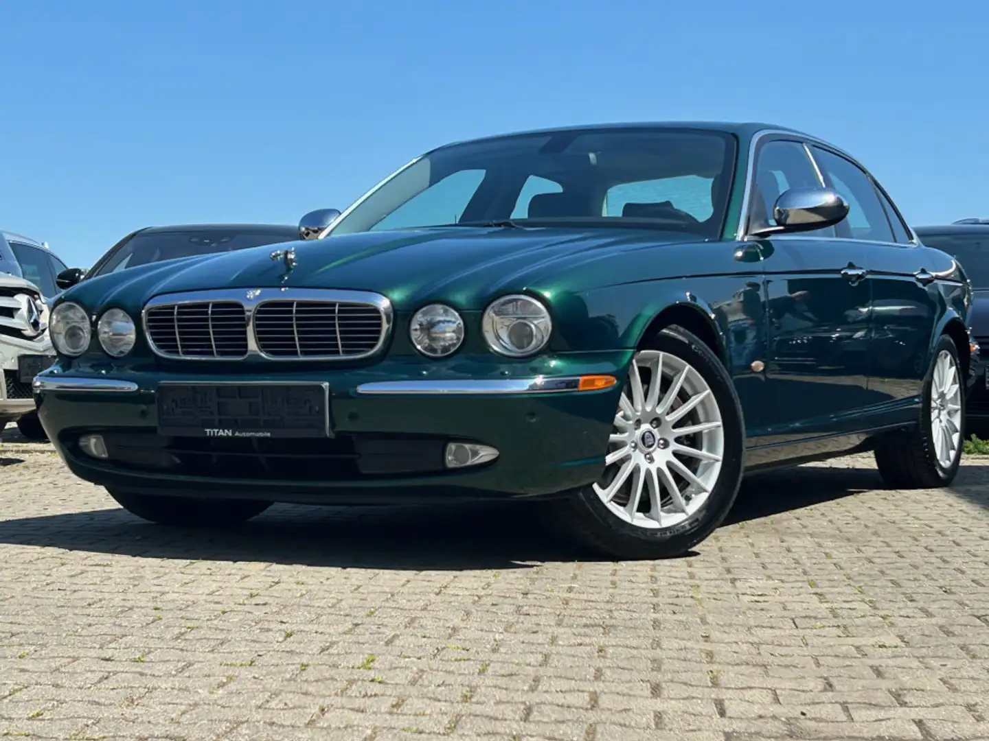 Jaguar XJ XJ6 2.7D Executive Grün - 1