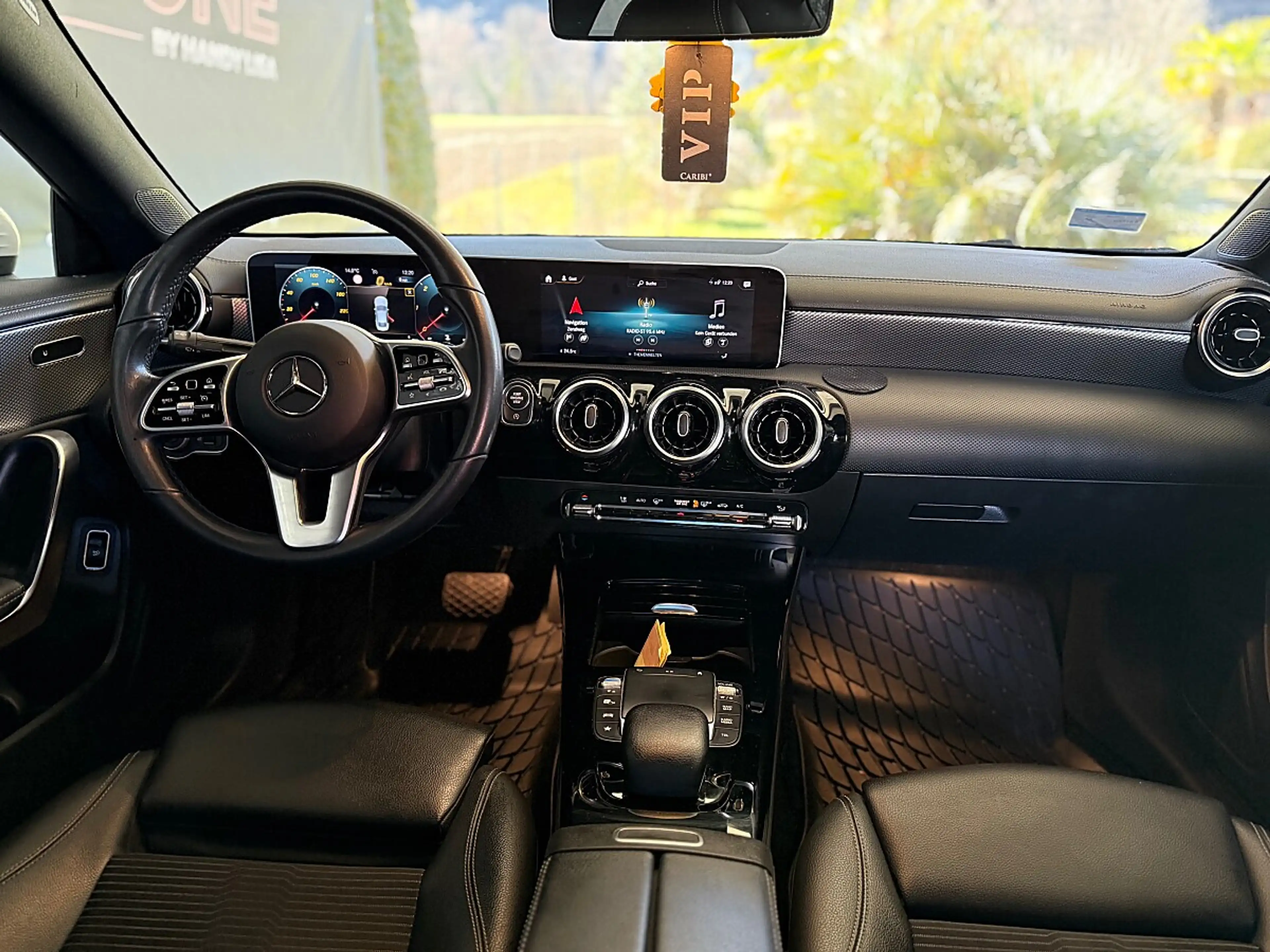 Mercedes-Benz CLA 220 d *Virtuell*Sitzheizung*Teilleder Sitze* — photo 7