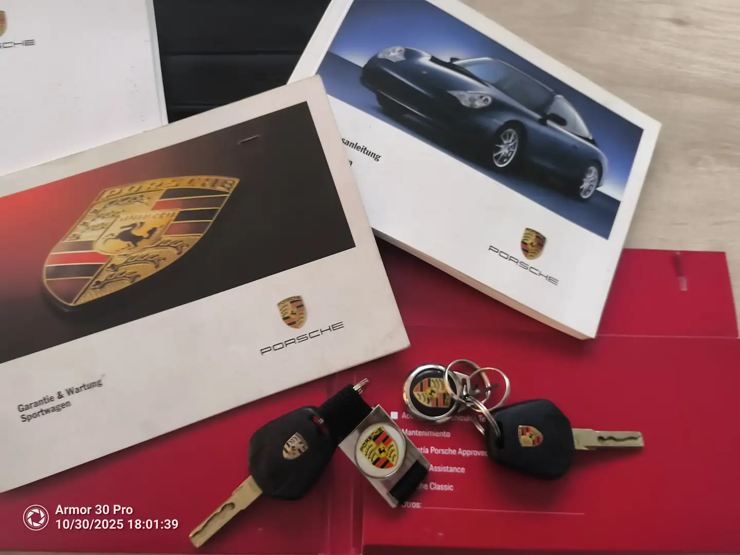 Porsche 996 Carrera 4 Cabrio Plateado - 2