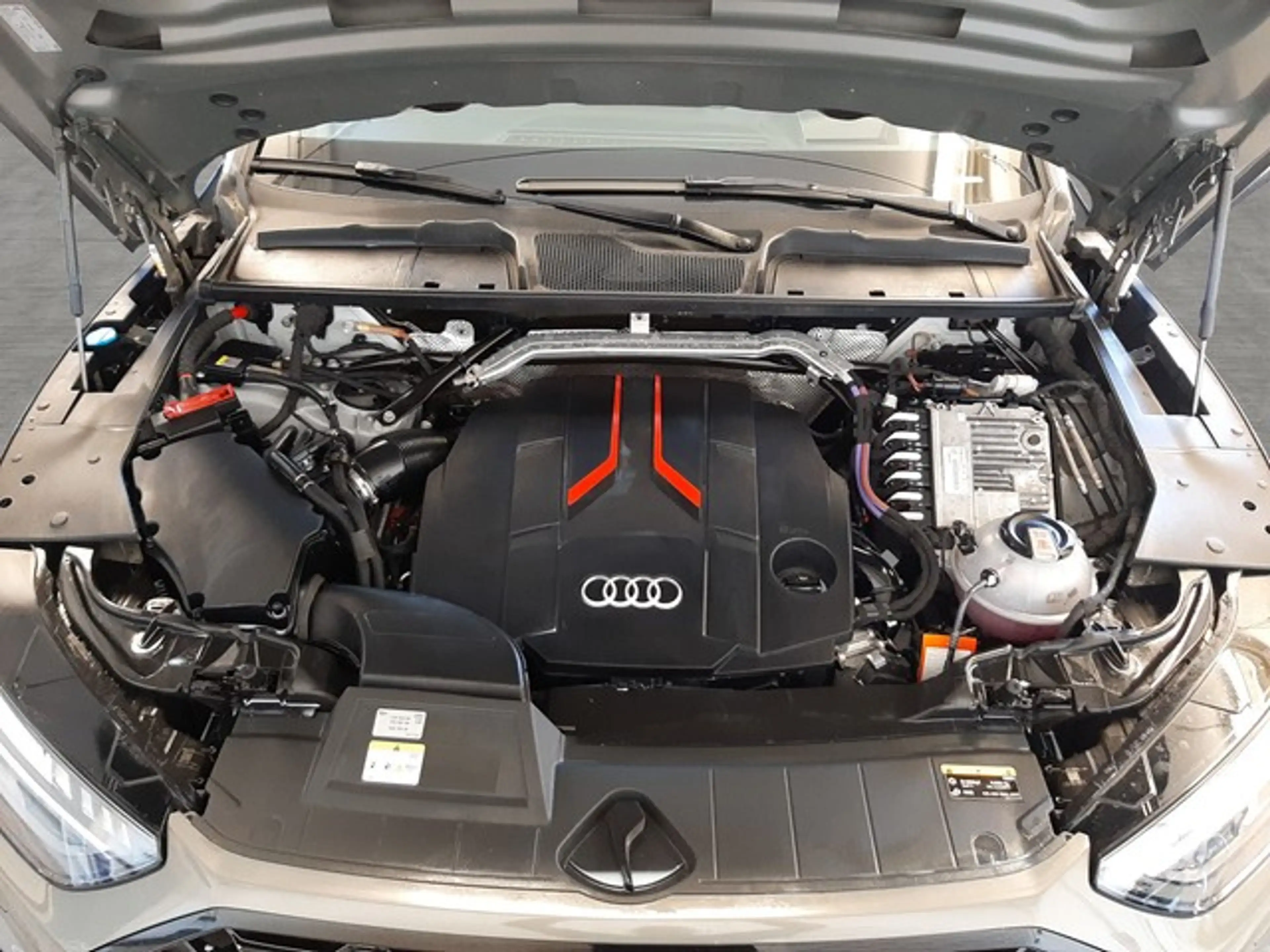 Audi SQ5 Sportback TDI AHK StdHZ Matrix Pano 21" — photo 15