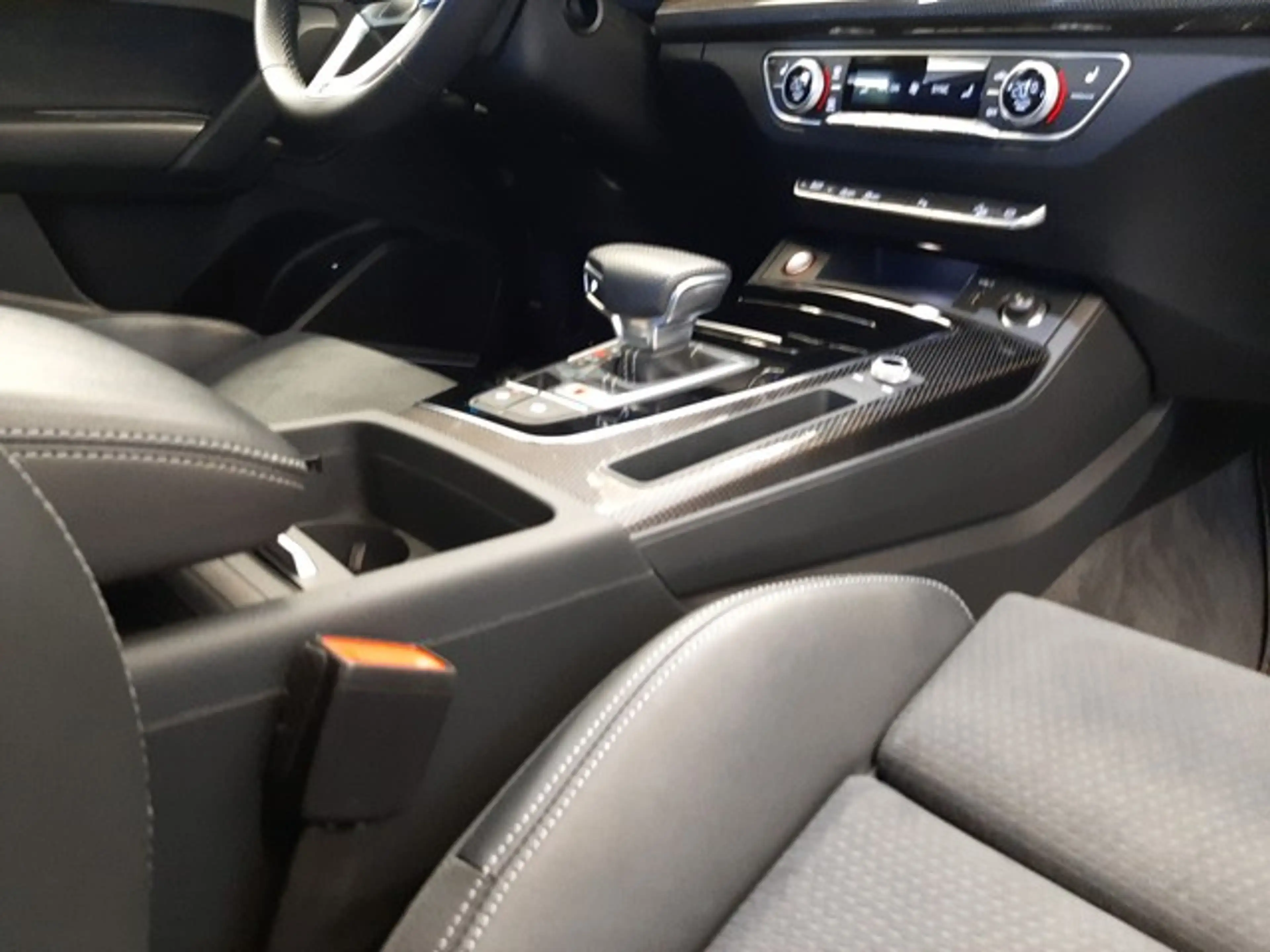 Audi SQ5 Sportback TDI AHK StdHZ Matrix Pano 21" — photo 11