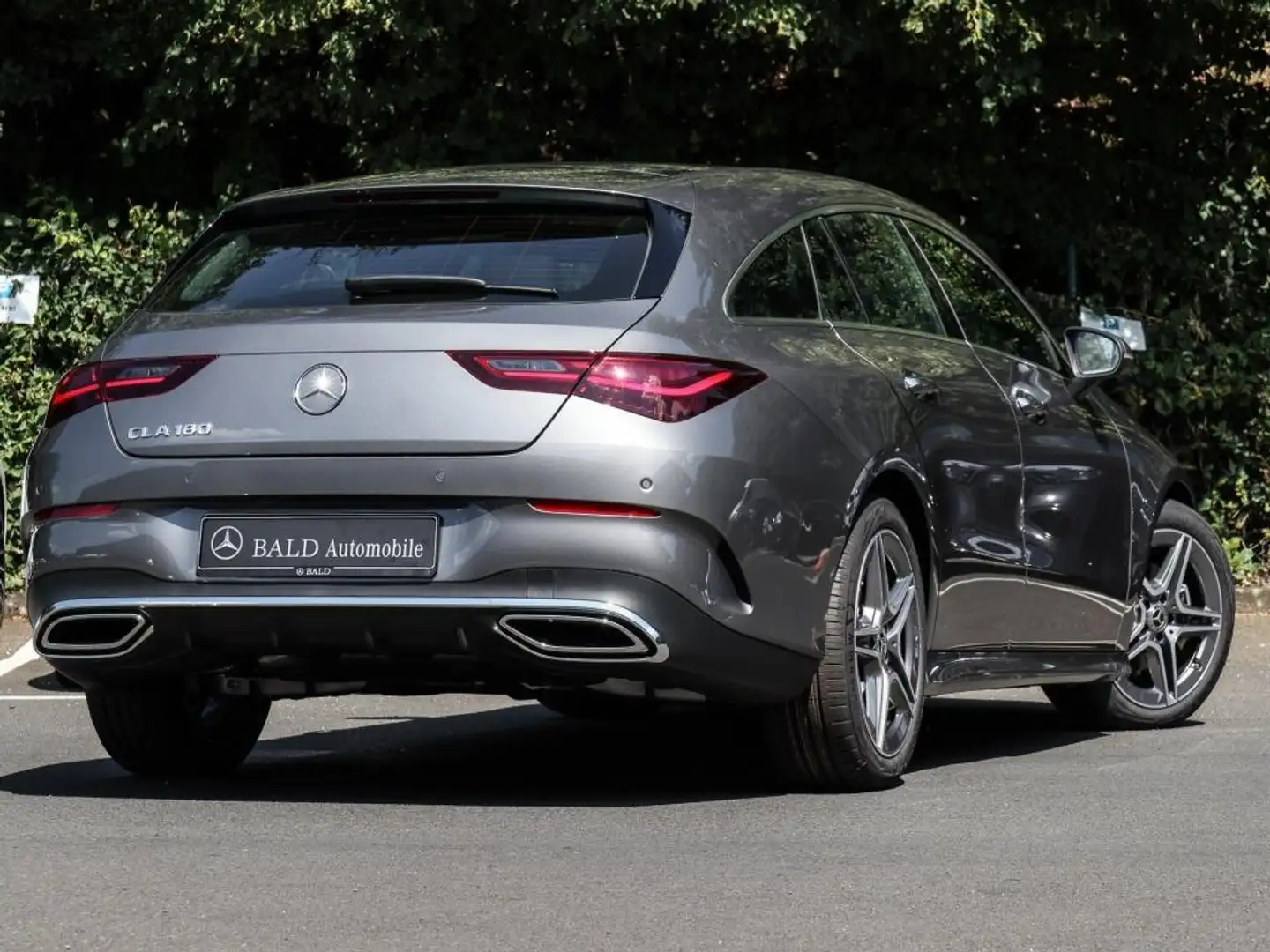 Mercedes-Benz CLA 180 SB AMG-Advanced+/ILS/Pano/360/Easy/Totw Gris - 2