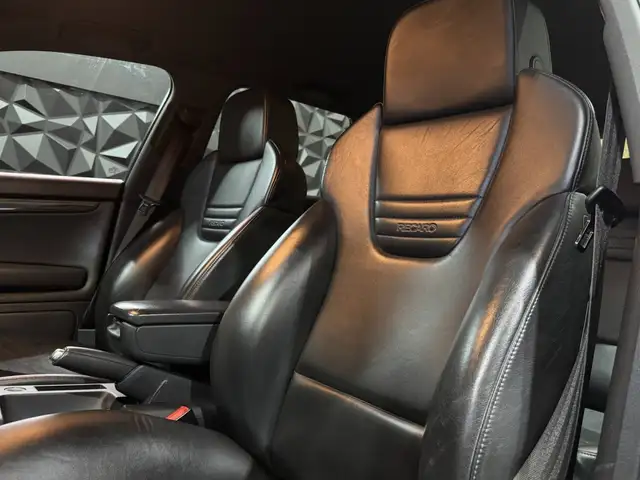 Audi S4 view 9