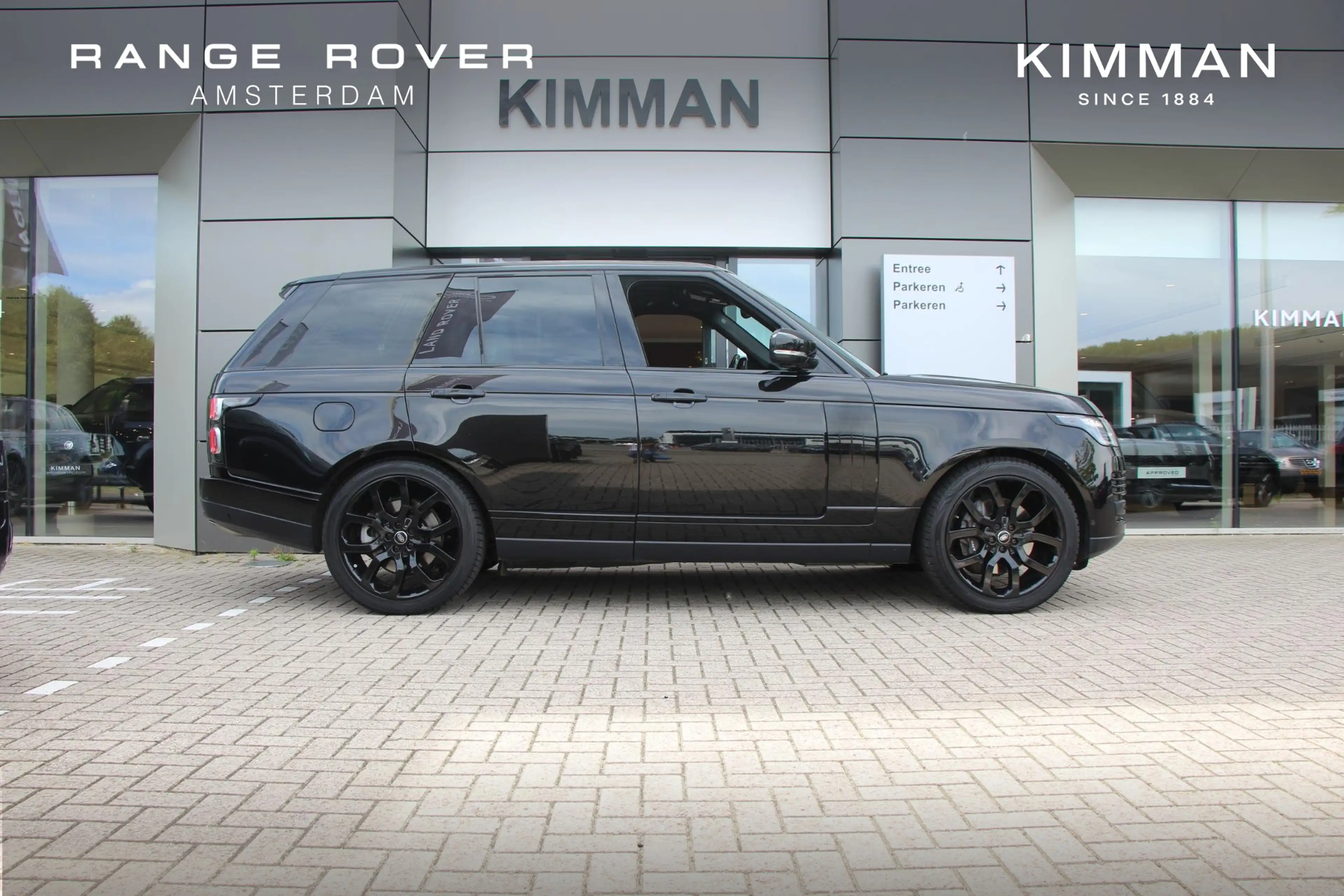 Land Rover Range Rover P400 MHEV Autobiography | Rear Entertainment | Sto