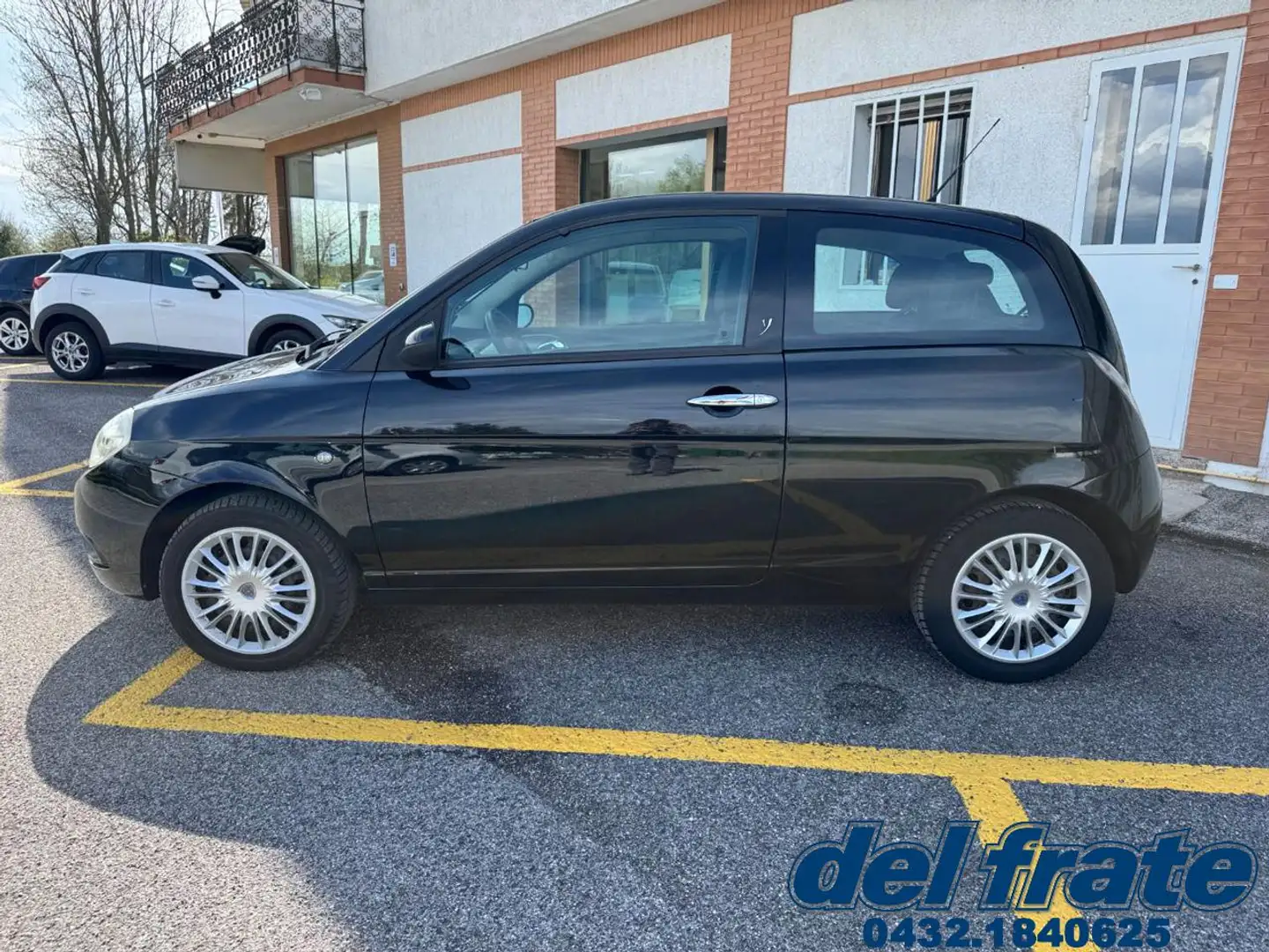 Lancia Ypsilon II 1.3 Multijet 75Cv Oro Schwarz - 2