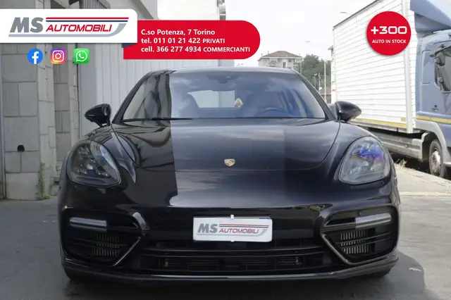 Porsche Panamera view 10