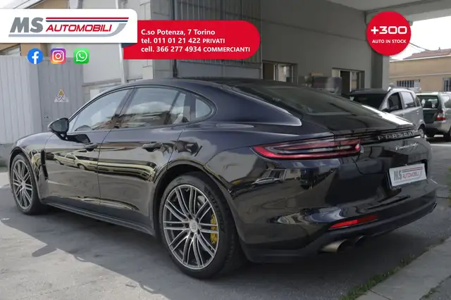 Porsche Panamera view 16
