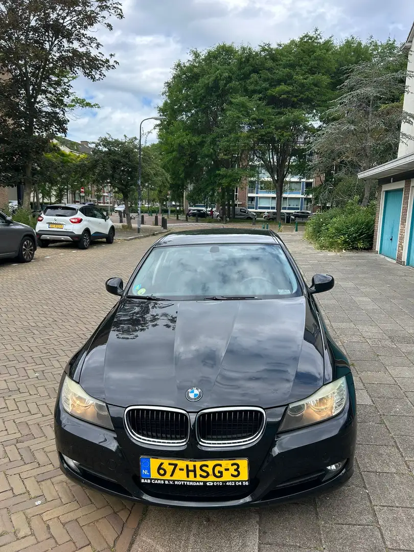BMW 330 318i Business Line origineel NL auto Noir - 1