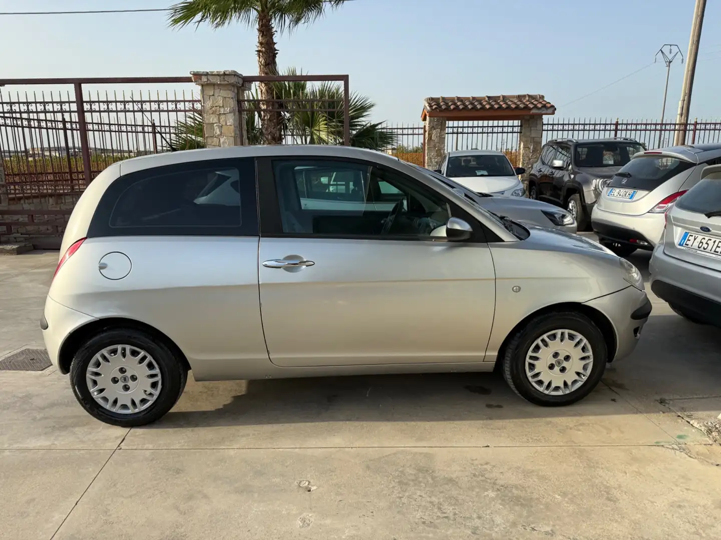 Lancia Ypsilon 1.3 Multijet 16V Argent - 2