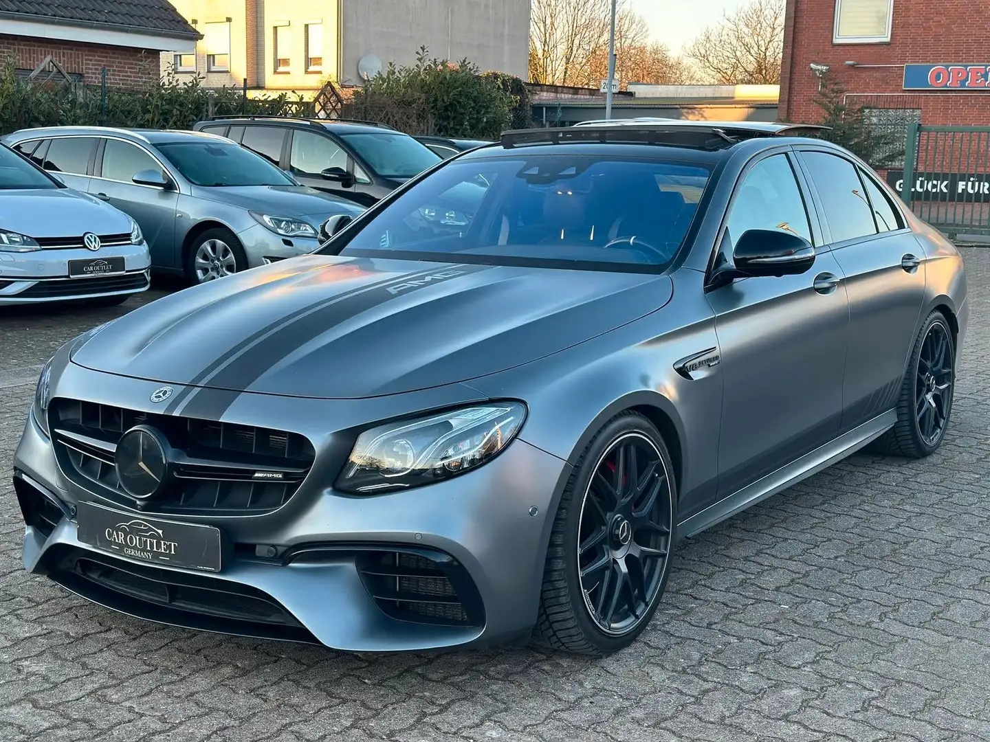Mercedes-Benz E 63 AMG E 63 S AMG 4Matic+ | Massage | 360° |Schiebedach Grau - 1