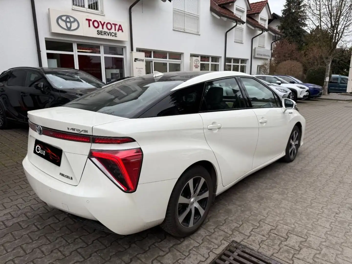 Toyota Mirai Hydrogen Wit - 2