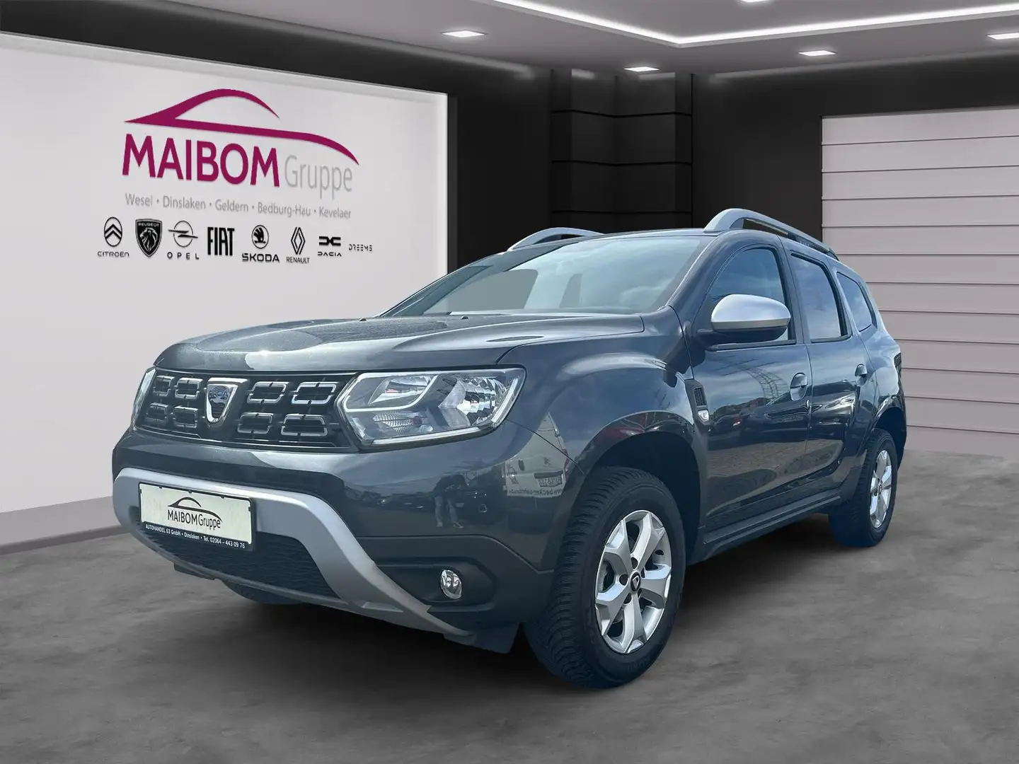 Dacia Duster 1.3 TCE KAT Grau - 1