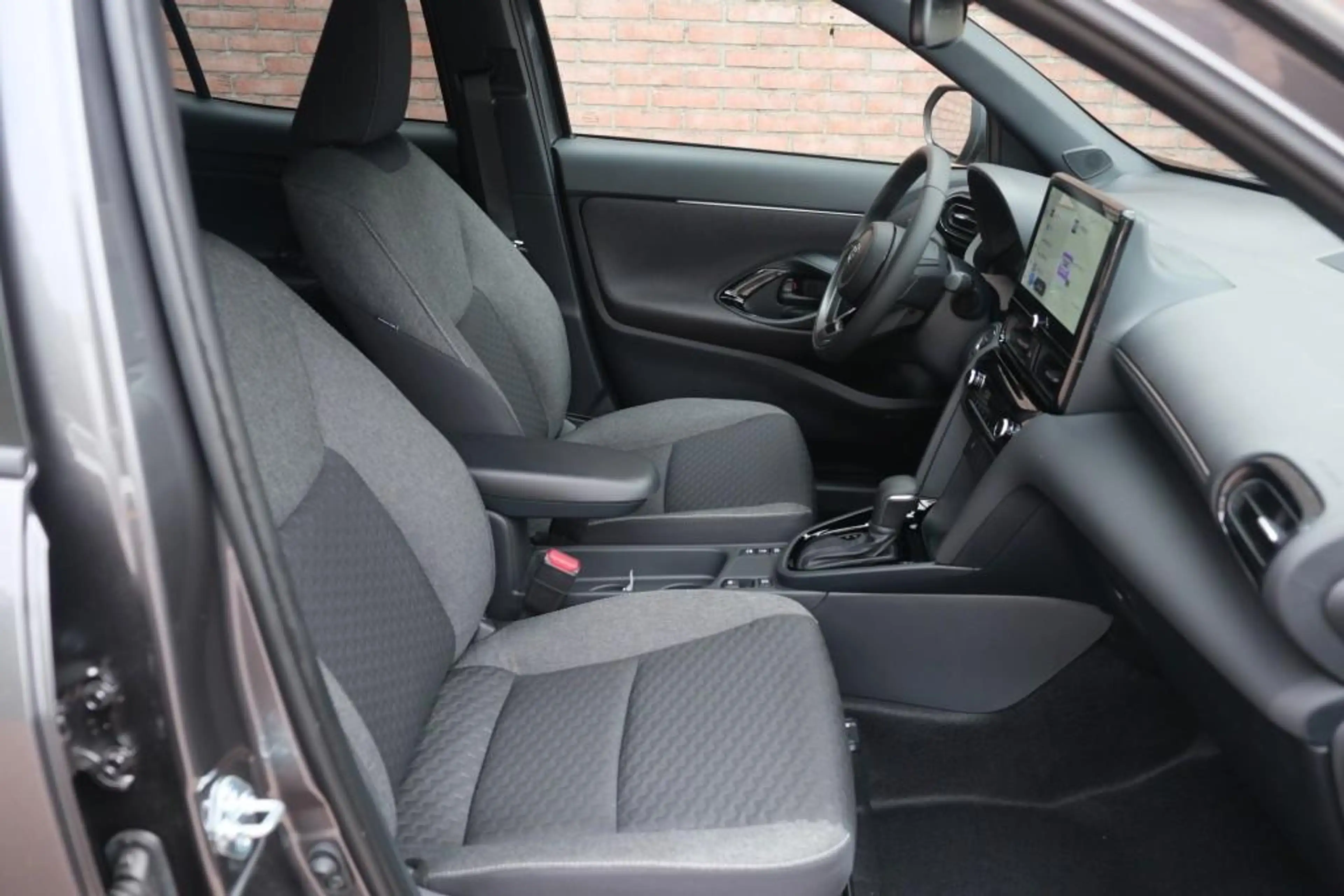 Toyota Yaris Cross 1.5 Hybrid 130pk CVT Dynamic - Apple CarPlay - Nav — photo 6