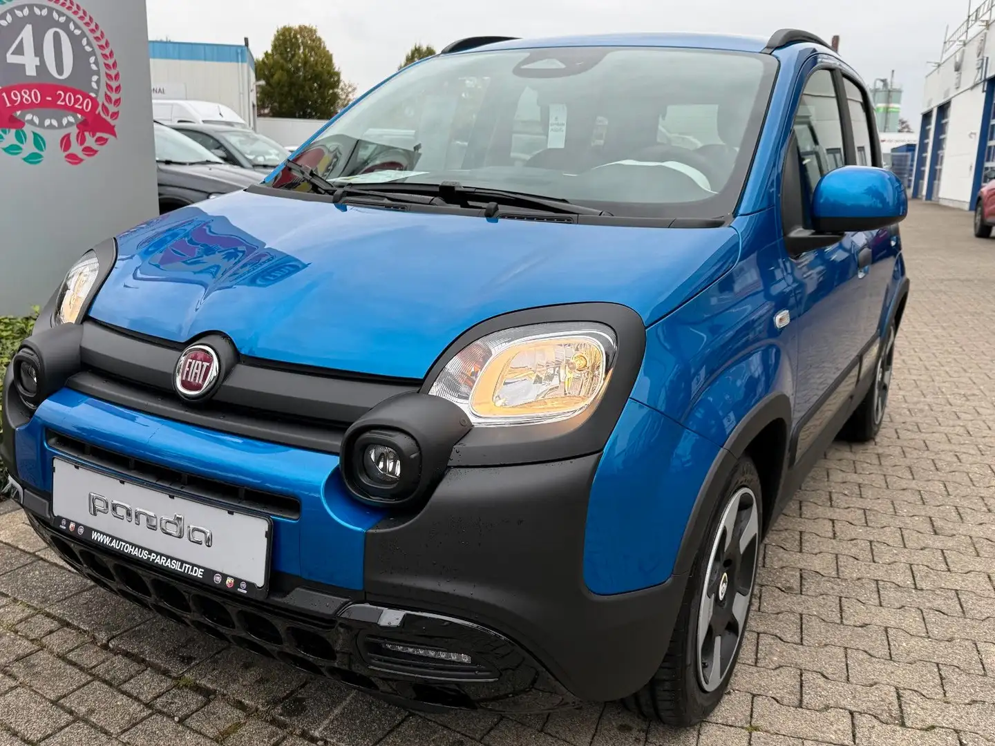 Fiat Panda Pandina Cross Hybrid PDC Tempomat Klima Blau - 2