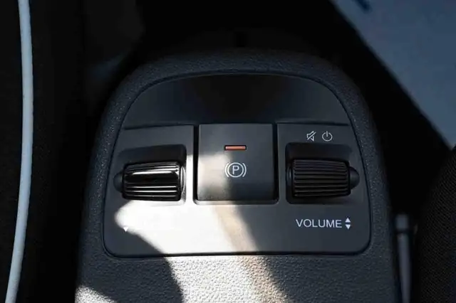 Fiat 500e view 14