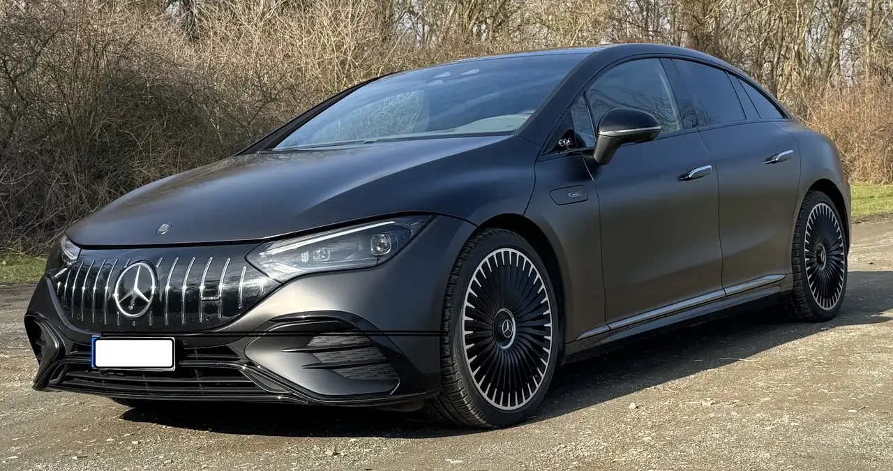 Mercedes-Benz EQE 43
