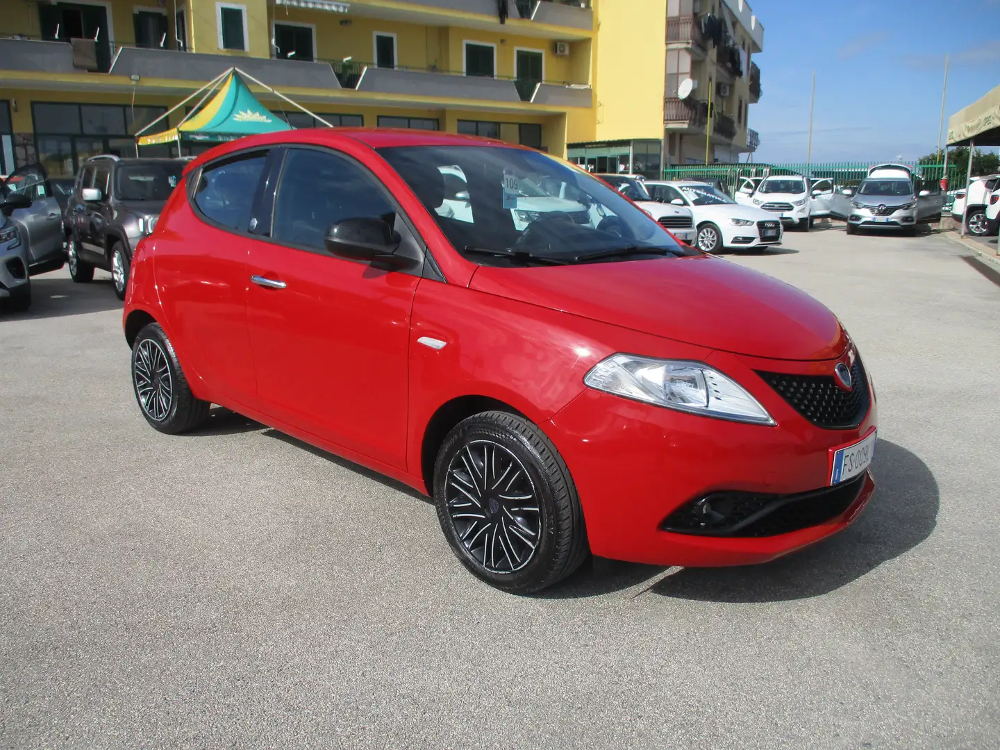 Lancia Ypsilon YPSILON 1.2 ECOCHIC GPL DI SERIE GOLD MY 19 Rosso - 1