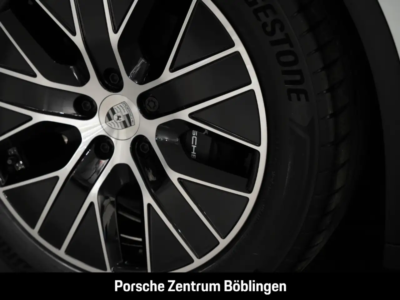 Porsche Macan 2026 — фото 13