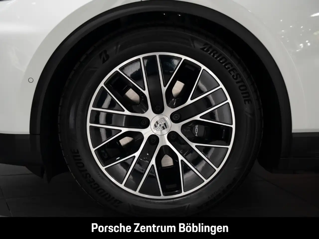 Porsche Macan 2026 — фото 12