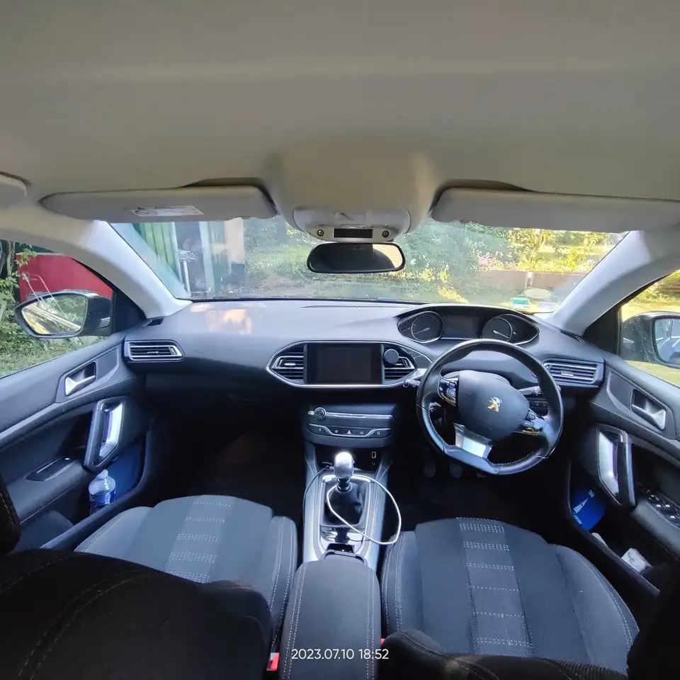 Peugeot 308 308 — photo 11
