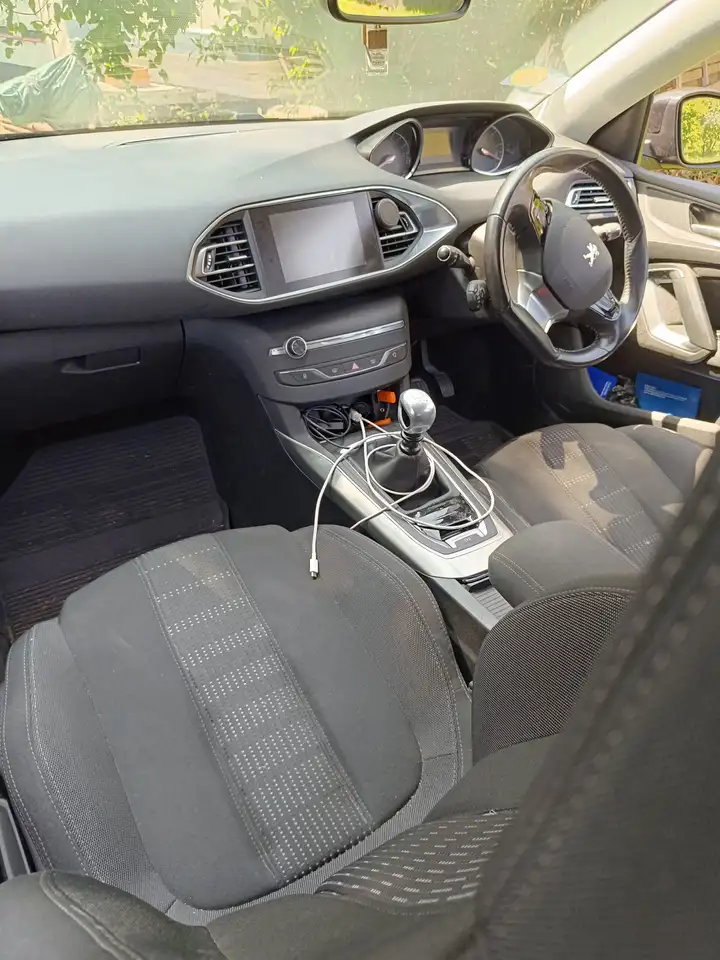 Peugeot 308 308 — photo 3