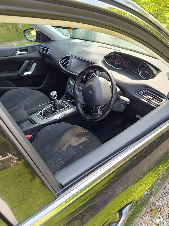Peugeot 308 1.6 BlueHDi 120ch S\u0026S BVM6 Allure