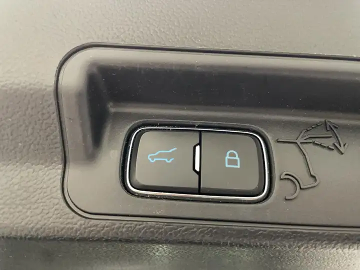 Ford Explorer 2023, foto 14