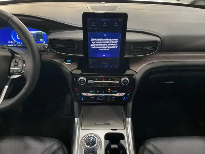 Ford Explorer 2023, foto 27