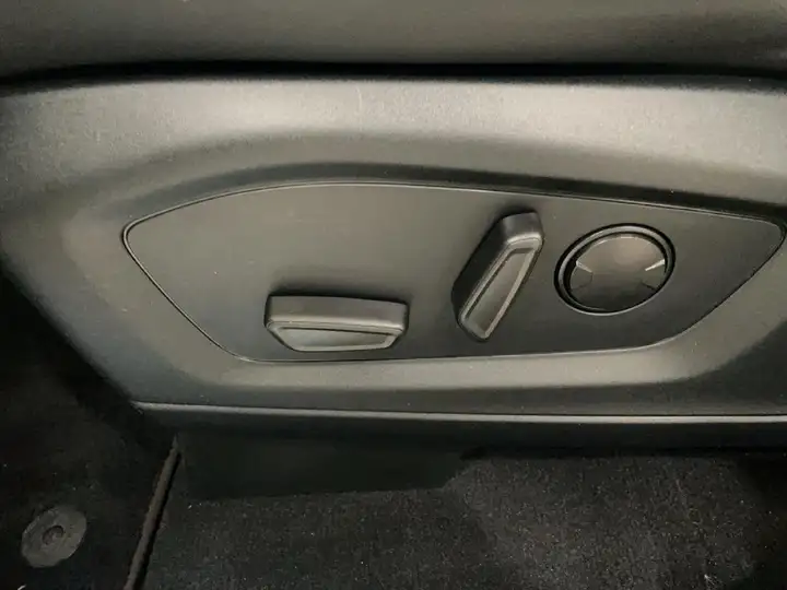 Ford Explorer 2023, foto 20