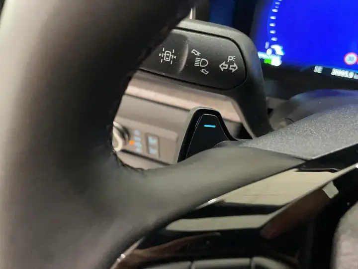 Ford Explorer 2023, foto 38
