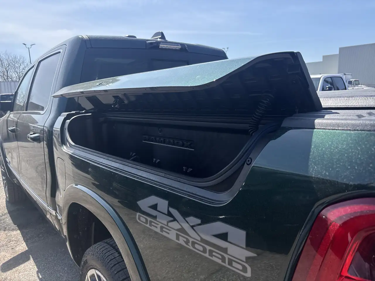 RAM 1500 снимка RAM 1500