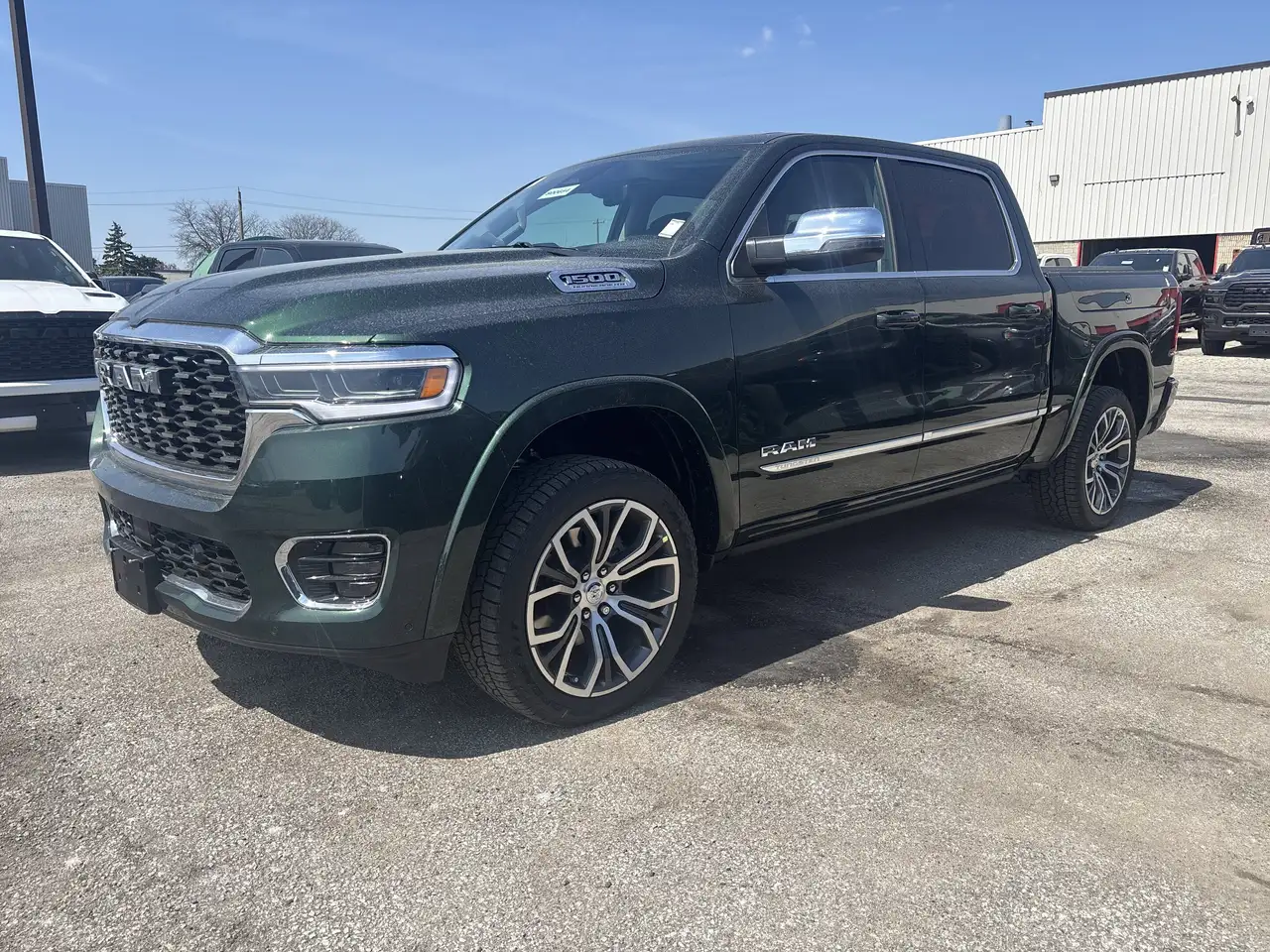 RAM 1500 снимка RAM 1500