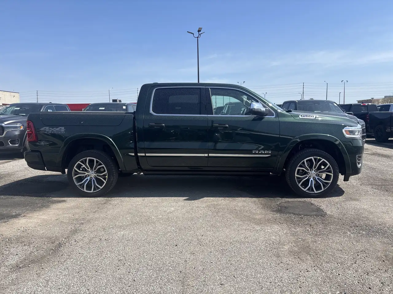 RAM 1500 снимка RAM 1500
