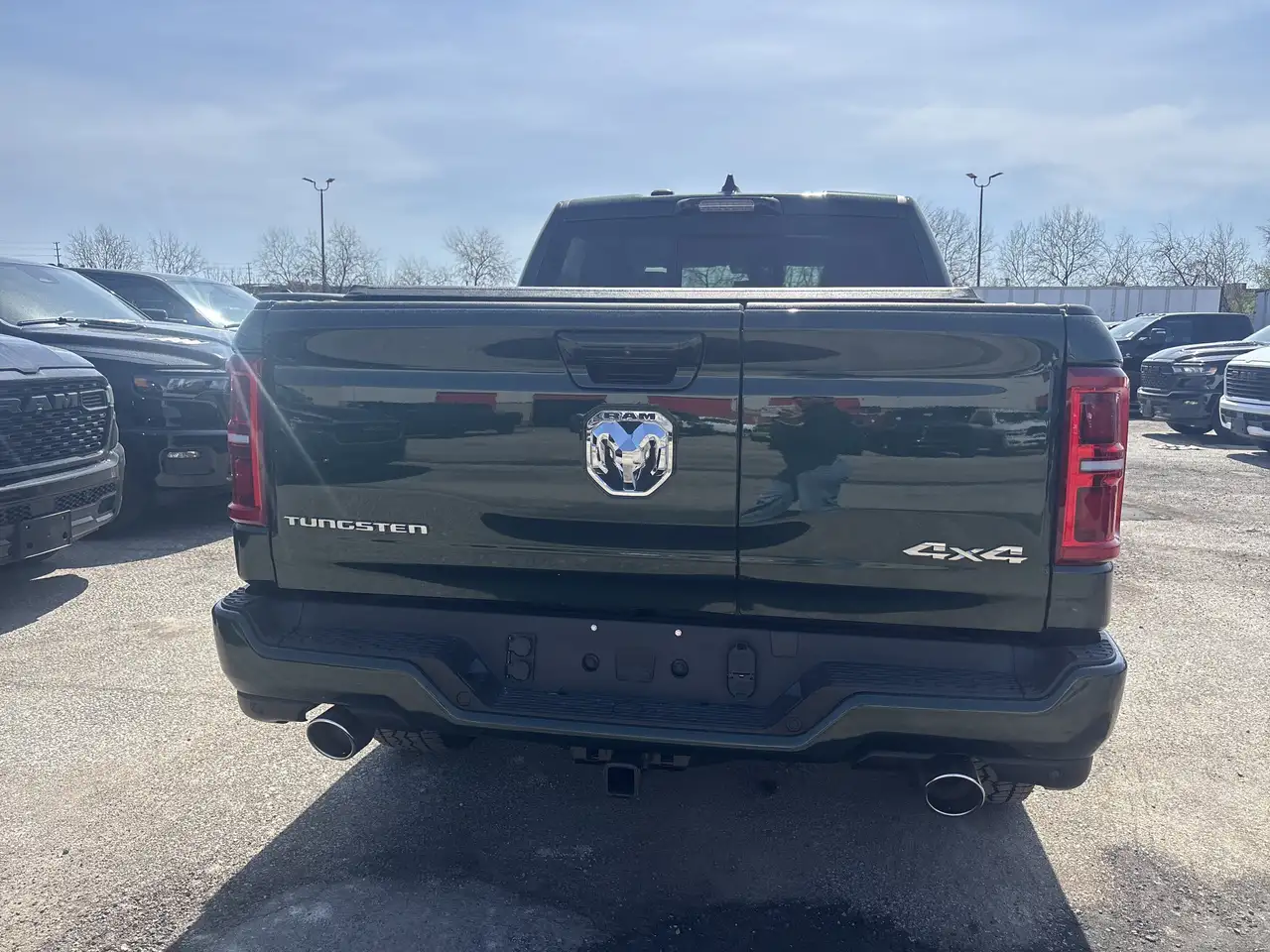 RAM 1500 снимка RAM 1500